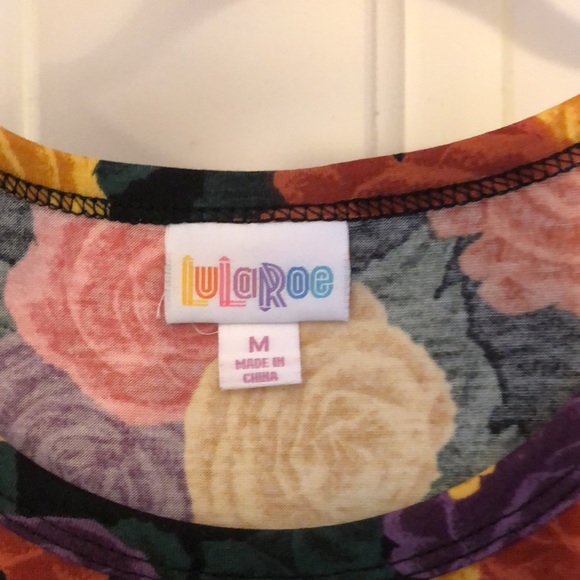 Lularoe Carly New with Tags - Picture 2 of 5